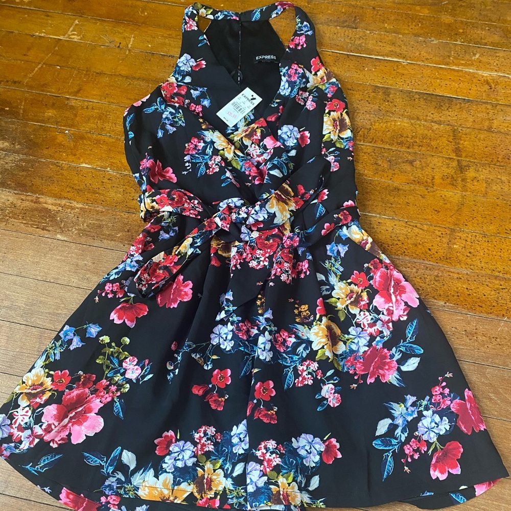 EXPRESS Romper